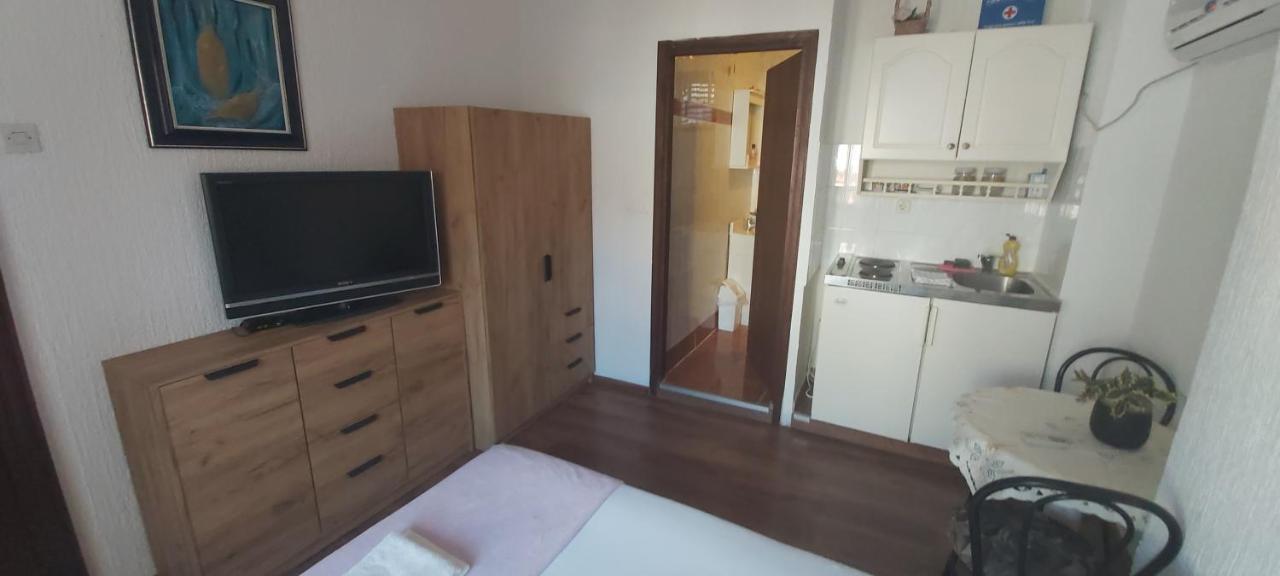 Vila Dora Supetar Apartment Ngoại thất bức ảnh