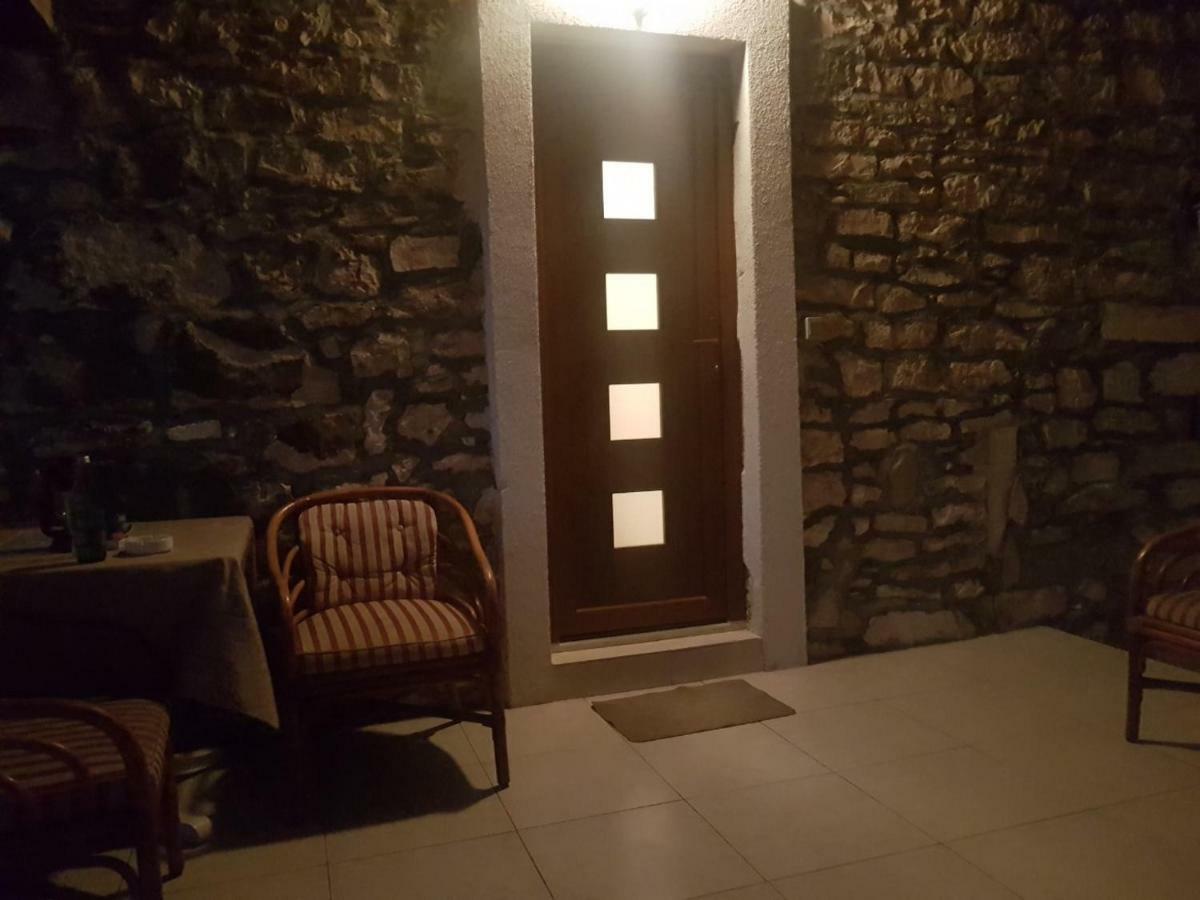 Vila Dora Supetar Apartment Ngoại thất bức ảnh